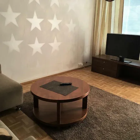 3 Huonetta Ja Keittio Vaajakoskentiella Апартаменты Ювяскюля